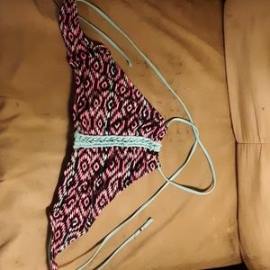 Swim suilt top